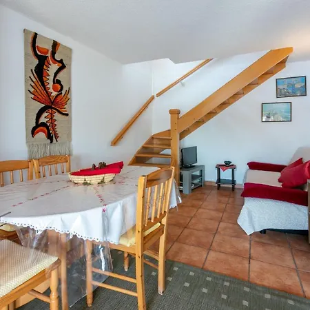 Apartment Vera *